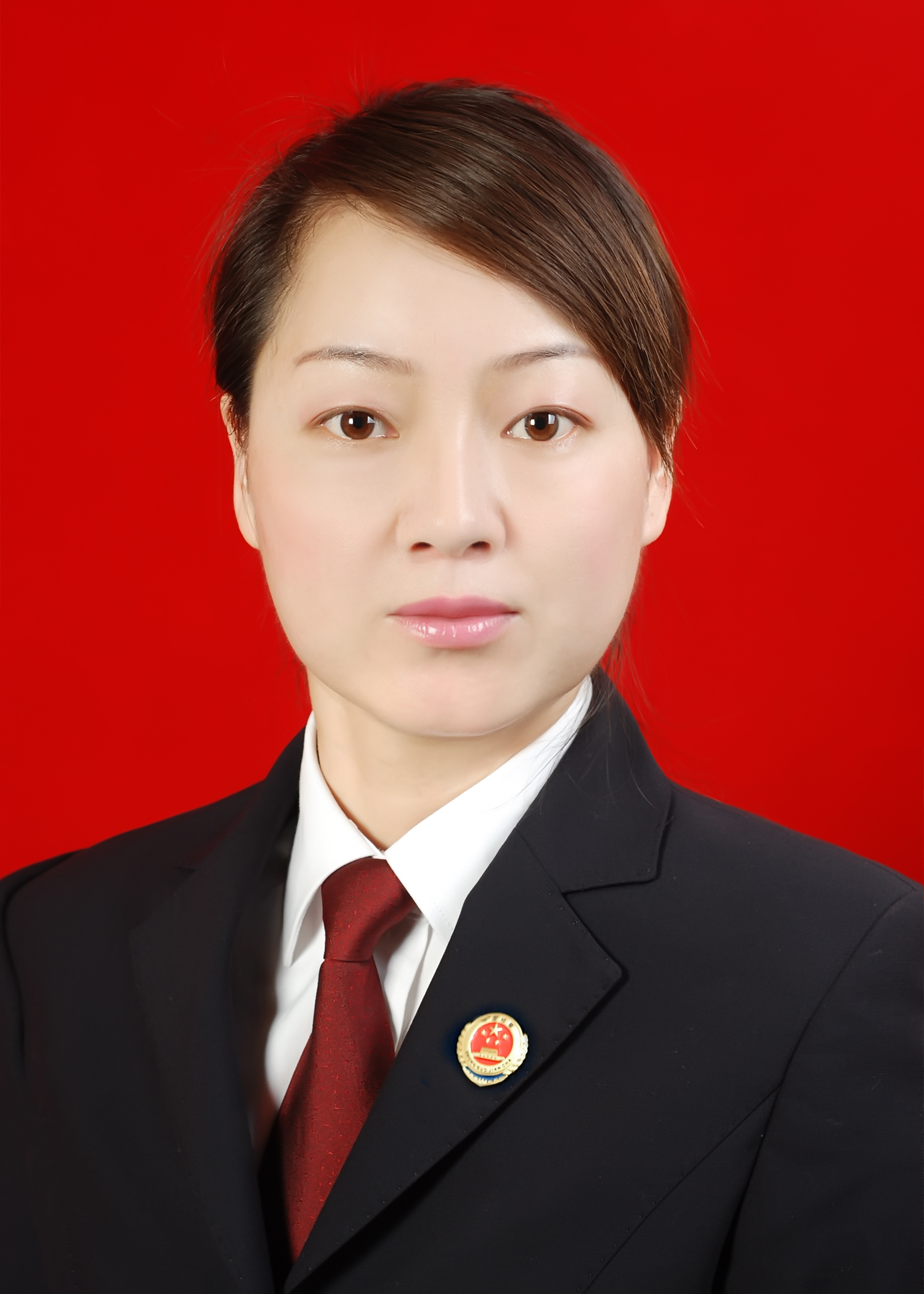 陈仁玲（党组成员、政治部主任）